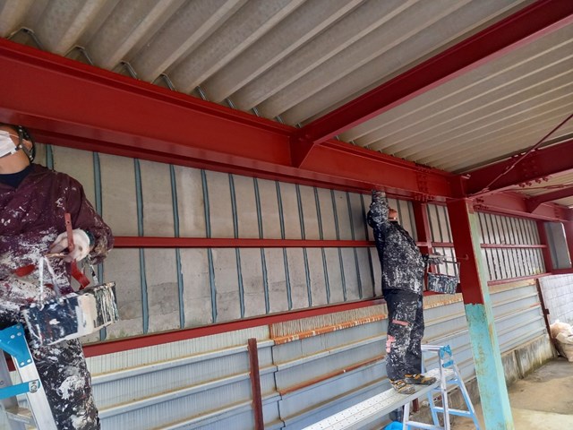 鉄骨車庫の塗り替え工事